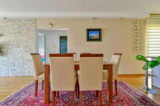 Апартаменты Lux Apartman Sofia Свети-Стефан Апартаменты с видом на море-33